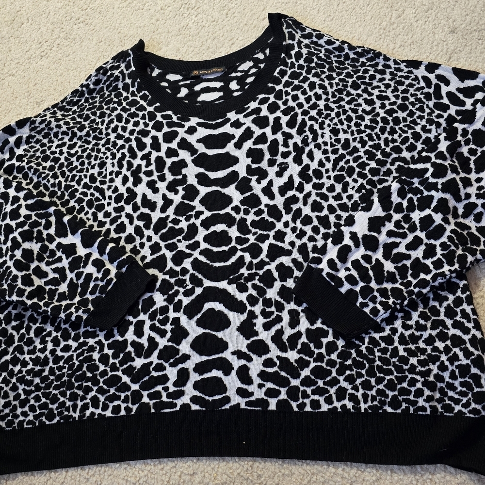 Love & Legend Black & White Leopard Sweater – 3X